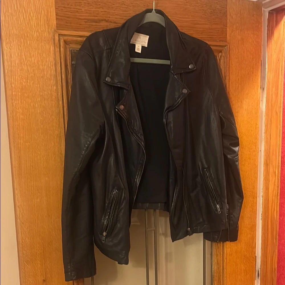 CasIon® Leather Moto Jacket with Removable Hood XXL - Picture 3 of 9